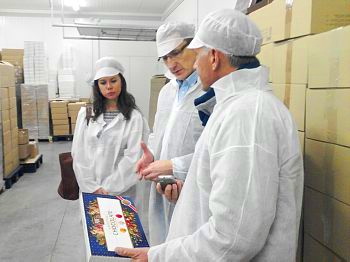 The Club members visited the factory Pure Chocolate