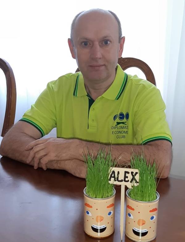 2019 year. Time ahead, movement up! Alexander Sirenko, Ukraine