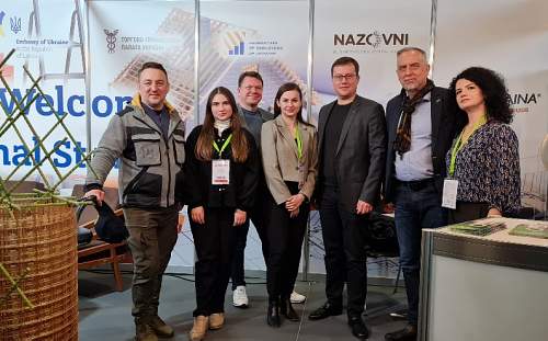 Izstāde MĀJA I 2023.Biznesa tikšanās