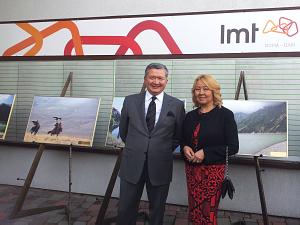 Посол Казахстана в Латвии и Литве Бауржан Мухамеджанов с супругой Зарема