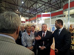 А. Matievsky, the director of Belarussian National Food Industry enterprise in Latvia, the Ambassador of Belarus А. Gerasimenko 