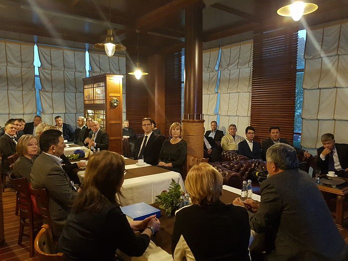 Tikšanās ar Kazahstānas vēstnieku Doplomātiskajā klubā 2017. gada 16. oktobrī