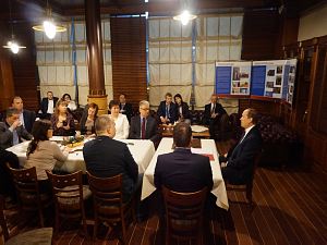 Встреча в Дипломатическом клубе в Риге 18 февраля 2016 г.  Посол России Александр Вешняков