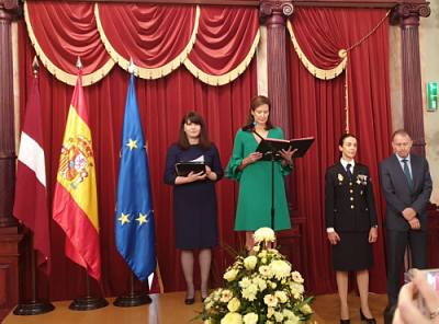 Spānijas vēstniecības uzņemšana Rīgā. Vēstniece Susana Camara Angulo