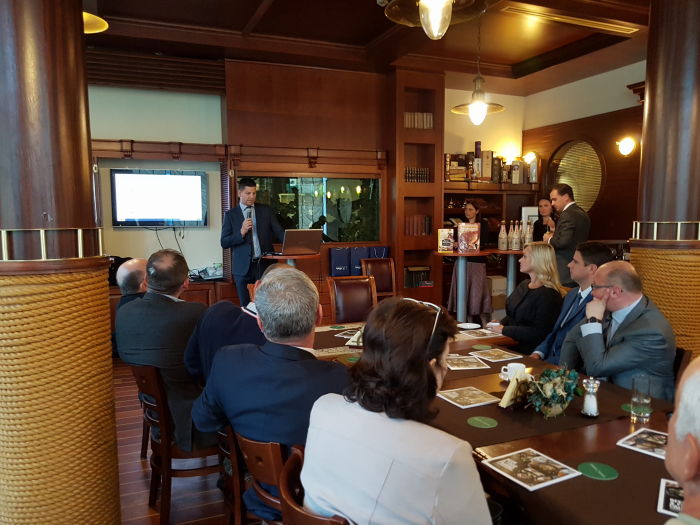 Jean-Phillipe Schklar. Belgium and its regions: presentation of European economical center