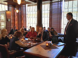 Lawyer Janis Zelmenis at the meeting in the Diplomatic economic club